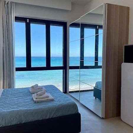 Ad Appena 50 Metri Dal Mare! Apartment ตราปานี ภายนอก รูปภาพ