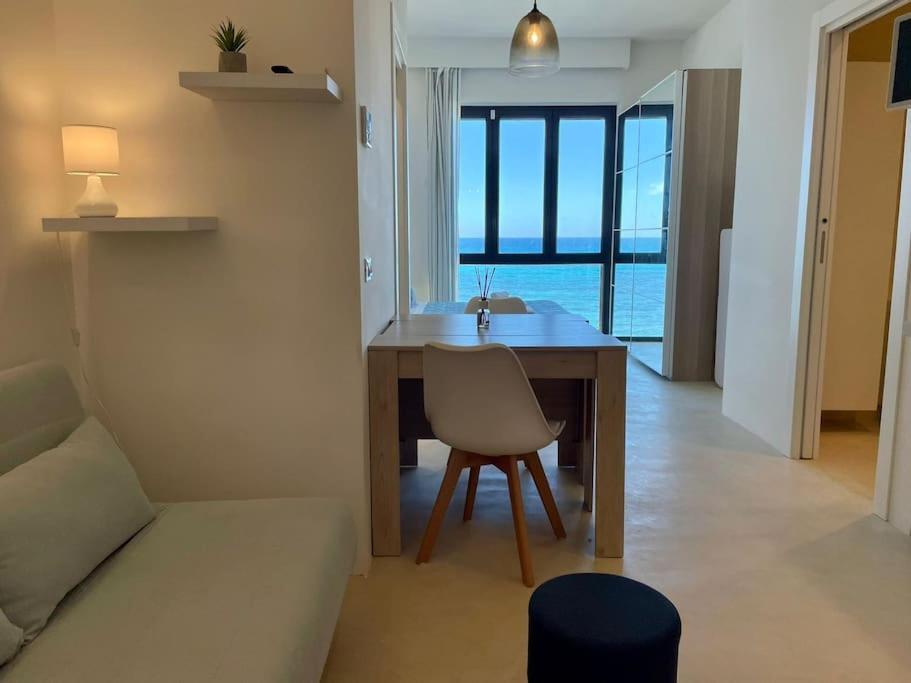 Ad Appena 50 Metri Dal Mare! Apartment ตราปานี ภายนอก รูปภาพ
